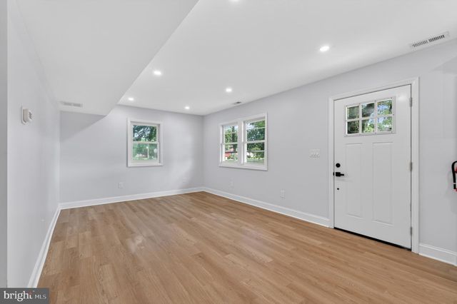 931 N MAIN ST, Williamstown, NJ 08094