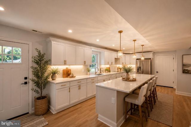 931 N MAIN ST, Williamstown, NJ 08094