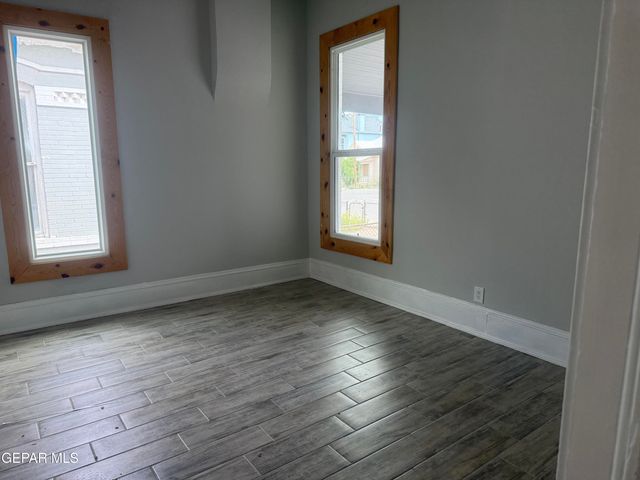 1102 N FLORENCE Street, El Paso, TX 79902