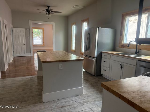 1102 N FLORENCE Street, El Paso, TX 79902