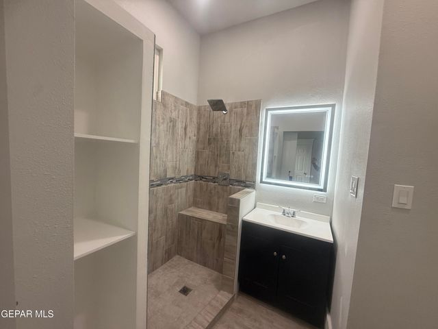 1102 N FLORENCE Street, El Paso, TX 79902