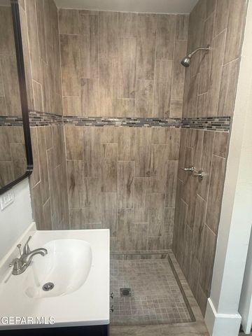 1102 N FLORENCE Street, El Paso, TX 79902
