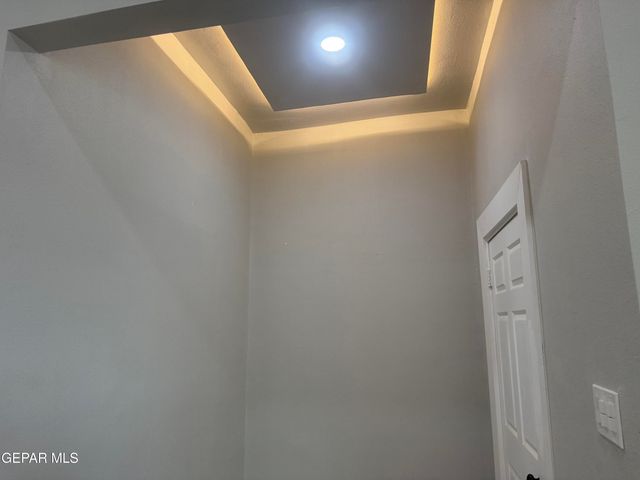 1102 N FLORENCE Street, El Paso, TX 79902