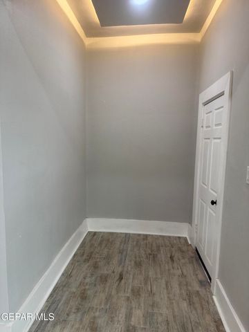 1102 N FLORENCE Street, El Paso, TX 79902