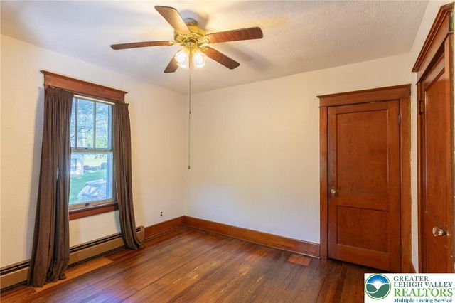 2049 Bushkill Park Drive, Forks Twp, PA 18040