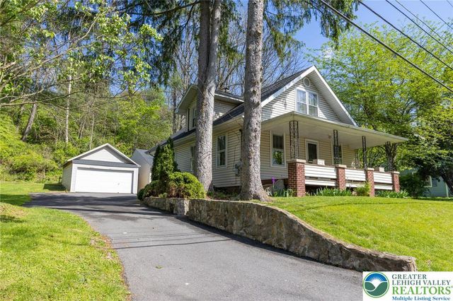 2049 Bushkill Park Drive, Forks Twp, PA 18040