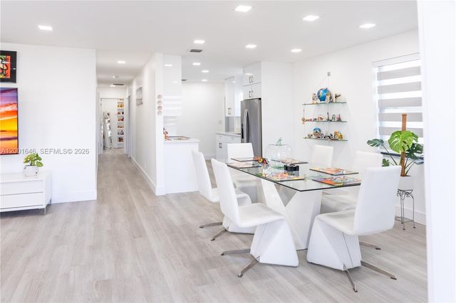 308 NW 2nd Ave, Hallandale Beach, FL 33009