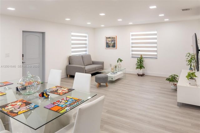 308 NW 2nd Ave, Hallandale Beach, FL 33009