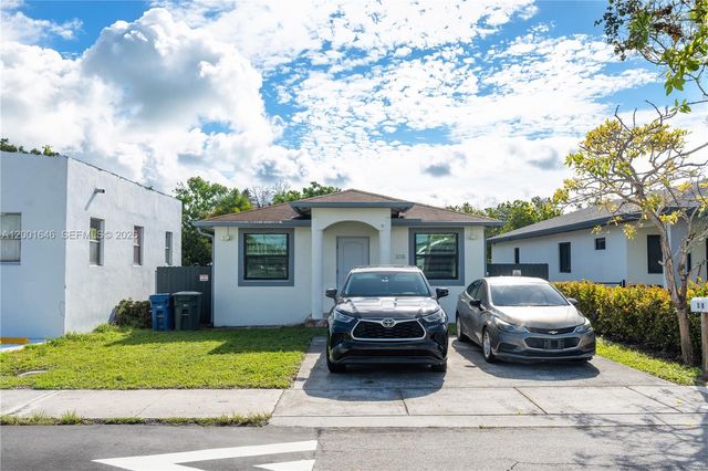 308 NW 2nd Ave, Hallandale Beach, FL 33009