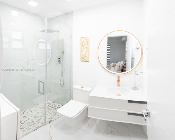 308 NW 2nd Ave, Hallandale Beach, FL 33009