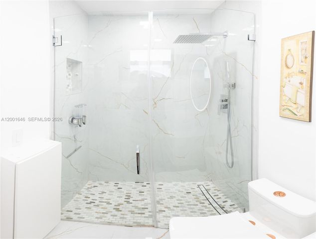 308 NW 2nd Ave, Hallandale Beach, FL 33009