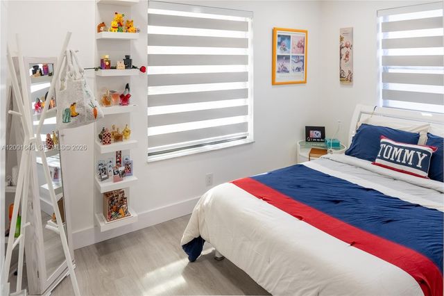 308 NW 2nd Ave, Hallandale Beach, FL 33009