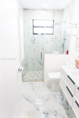 308 NW 2nd Ave, Hallandale Beach, FL 33009