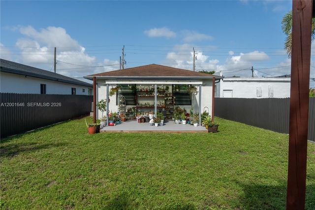 308 NW 2nd Ave, Hallandale Beach, FL 33009