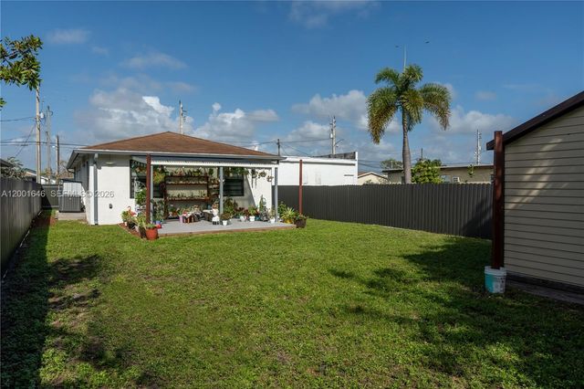 308 NW 2nd Ave, Hallandale Beach, FL 33009