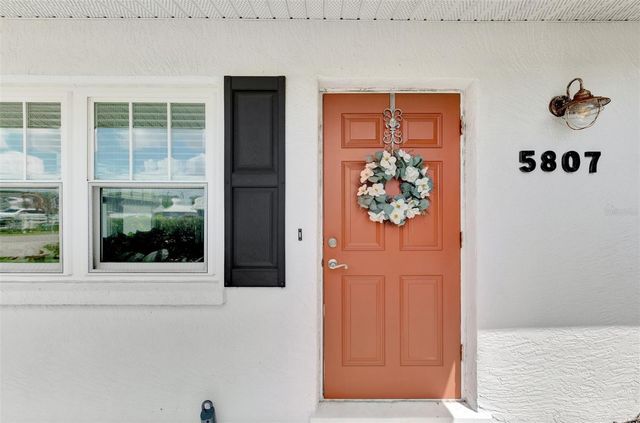 5807 28TH AVENUE DRIVE E, Bradenton, FL 34208