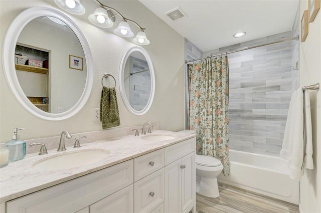 5807 28TH AVENUE DRIVE E, Bradenton, FL 34208