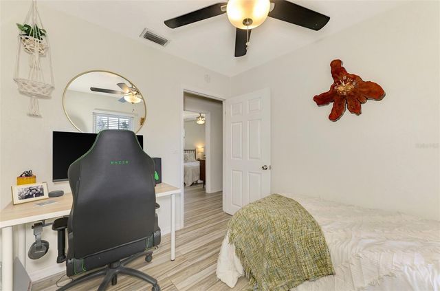 5807 28TH AVENUE DRIVE E, Bradenton, FL 34208