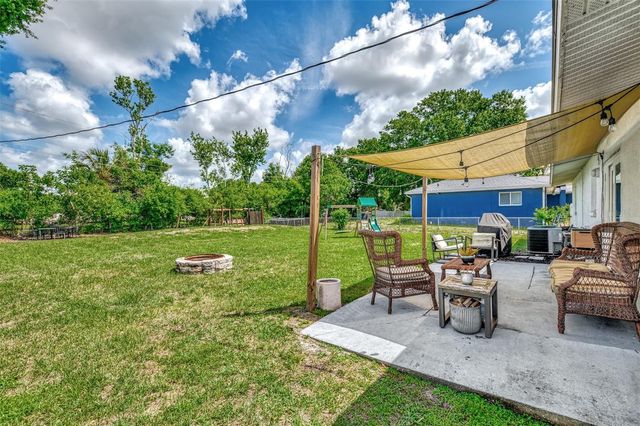 5807 28TH AVENUE DRIVE E, Bradenton, FL 34208