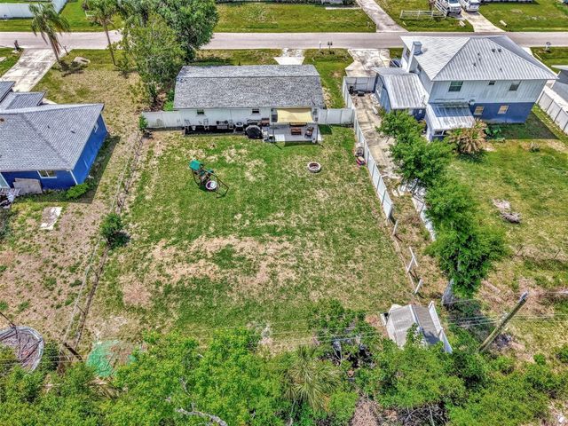5807 28TH AVENUE DRIVE E, Bradenton, FL 34208