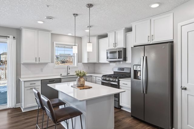 2131 Bay Drive, Lino Lakes, MN 55038