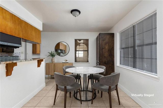 653 W Main Avenue, Raymondville, TX 78580