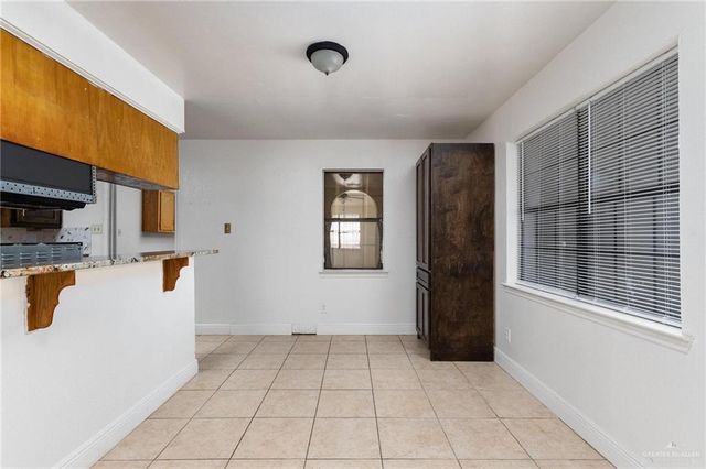 653 W Main Avenue, Raymondville, TX 78580