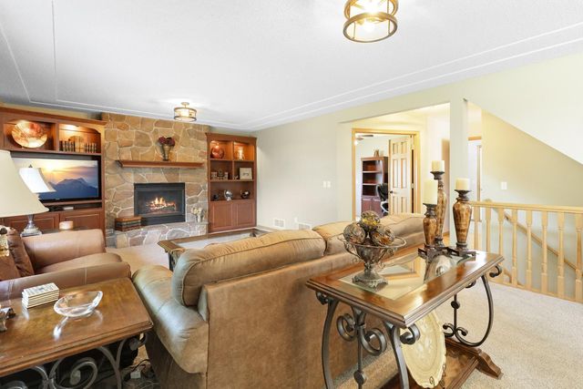 15751 Cicerone Path, Rosemount, MN 55068