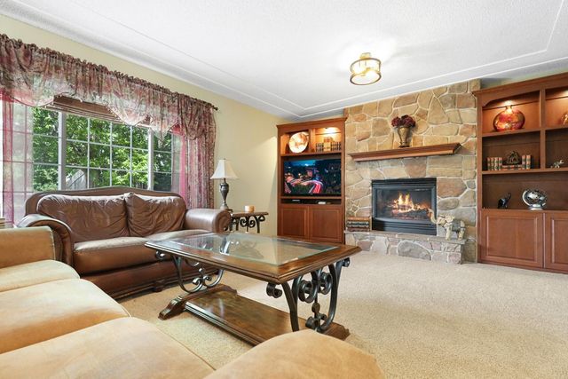 15751 Cicerone Path, Rosemount, MN 55068