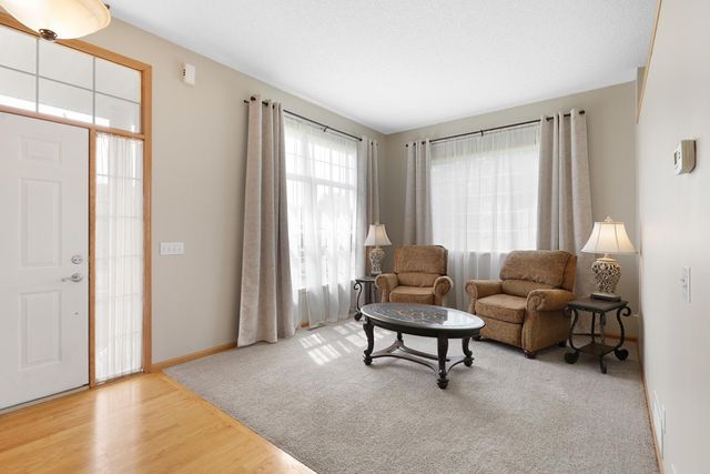15751 Cicerone Path, Rosemount, MN 55068