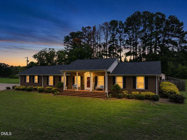 1718 Aman Dairy Road, Dunn, NC 28334