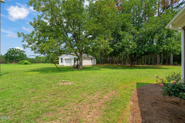 1718 Aman Dairy Road, Dunn, NC 28334