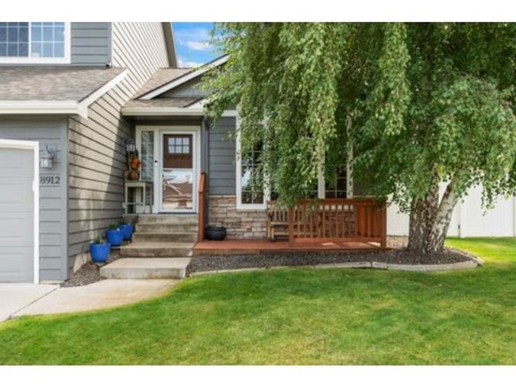 8912 N James Dr, Spokane, WA 99208 photo 4