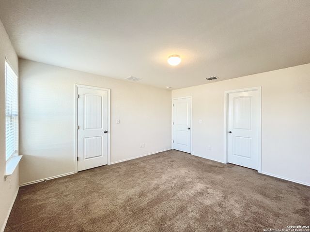 10823 AIRMEN DRIVE, Converse, TX 78109