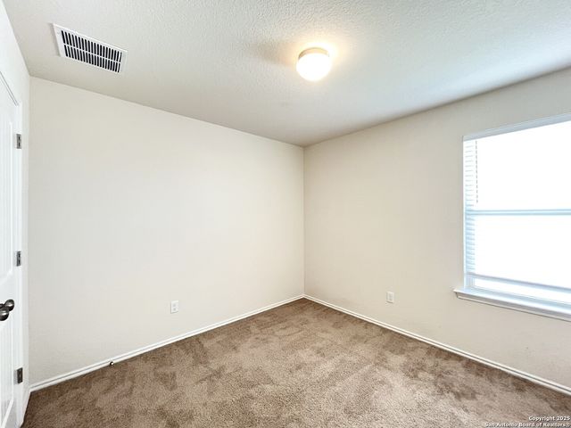 10823 AIRMEN DRIVE, Converse, TX 78109