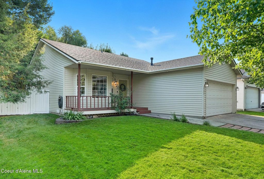 5794 N Lachaise Ln, Coeur D'alene, ID 83815