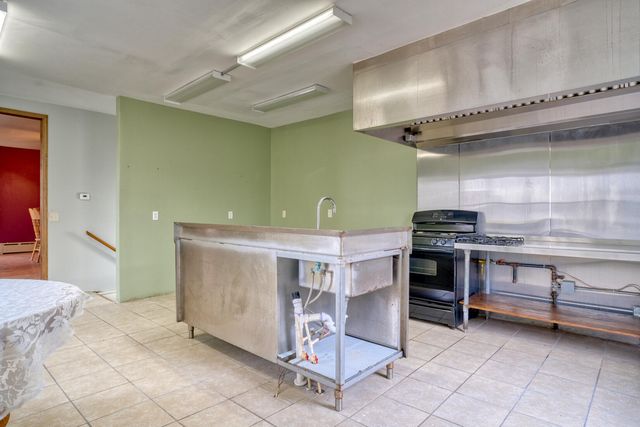 427 E Commercial Avenue, Lowell, IN 46356