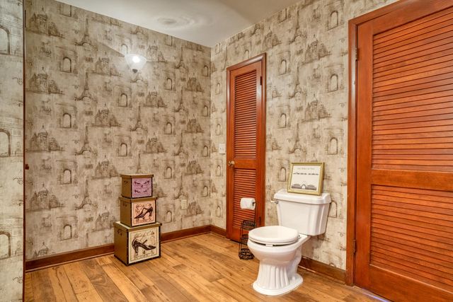 427 E Commercial Avenue, Lowell, IN 46356