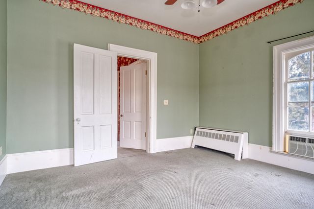 427 E Commercial Avenue, Lowell, IN 46356