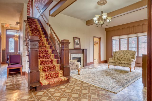 427 E Commercial Avenue, Lowell, IN 46356