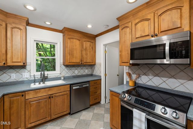 1615 Valley Run, Durham, NC 27707