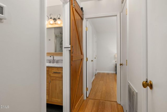 1615 Valley Run, Durham, NC 27707