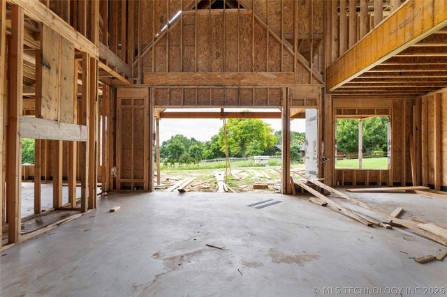 6610 E 153rd Street, Bixby, OK 74008