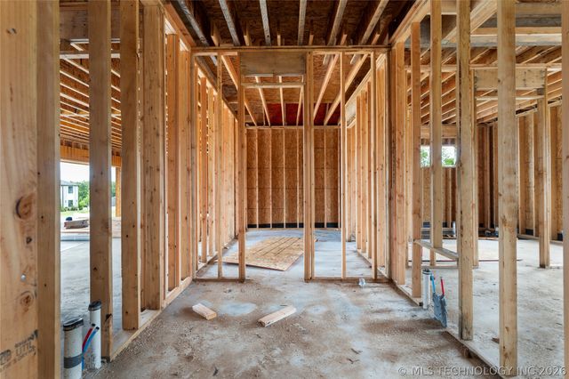 6610 E 153rd Street, Bixby, OK 74008