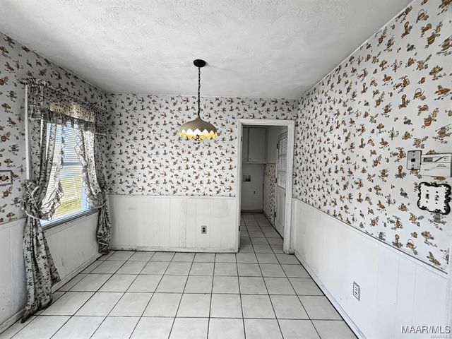 260 Smallbrook Drive, Montgomery, AL 36116