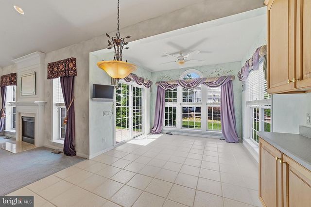 48 FESTIVAL DR, Voorhees, NJ 08043