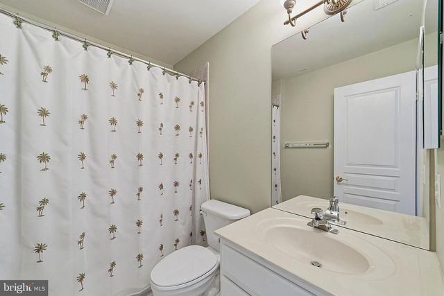 48 FESTIVAL DR, Voorhees, NJ 08043