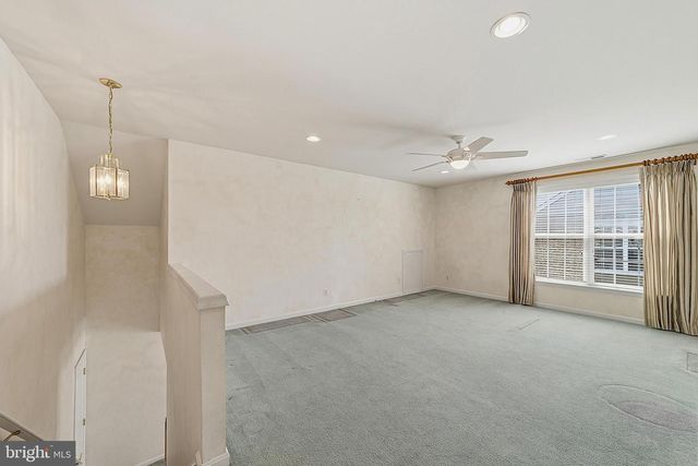 48 FESTIVAL DR, Voorhees, NJ 08043