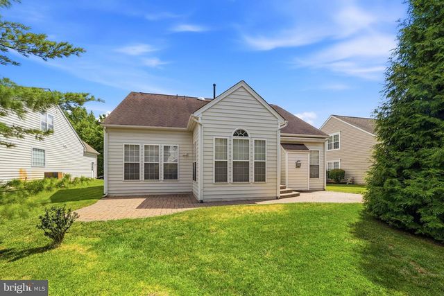48 FESTIVAL DR, Voorhees, NJ 08043