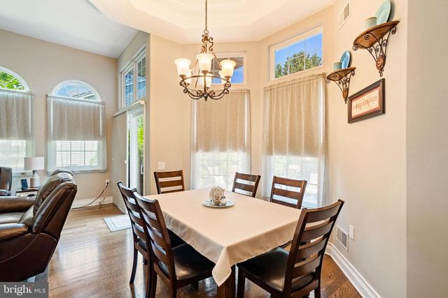 11 JUMPING BROOK LN, Barnegat, NJ 08005